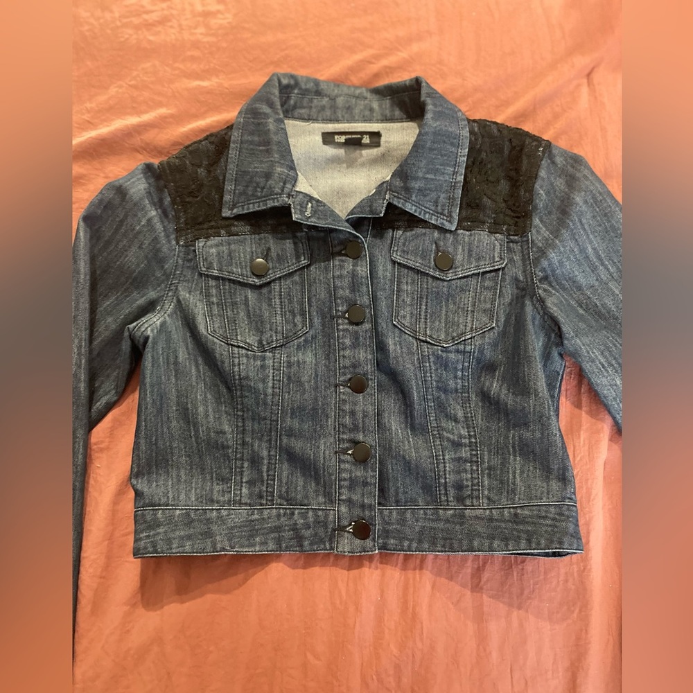 Forever 21 Denim Jacket - Picture 3 of 13
